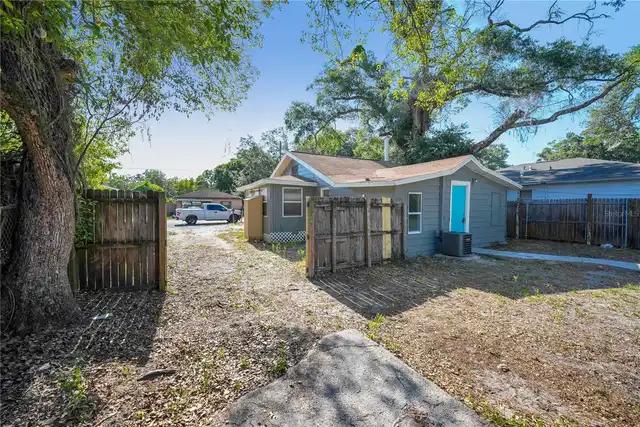 Listing Photo 14
