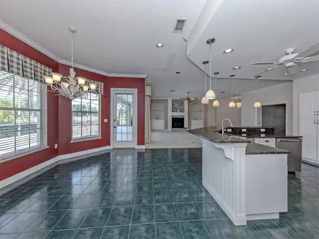 Listing Photo 13