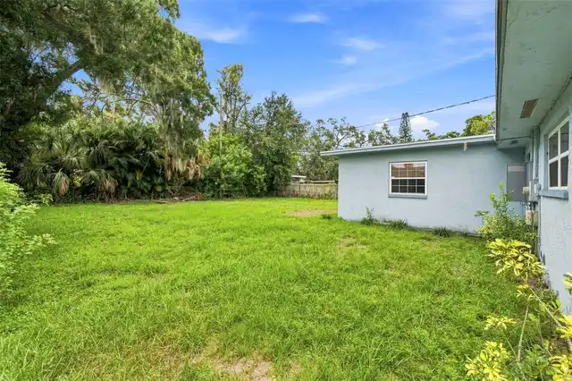 Listing Photo 18