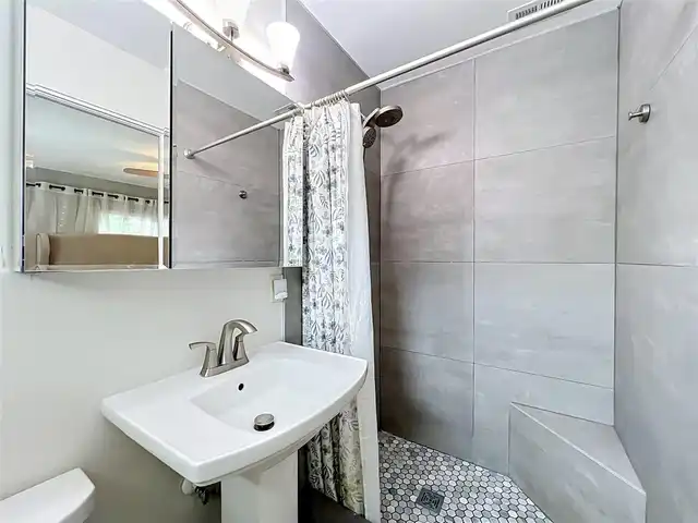 Listing Photo 23