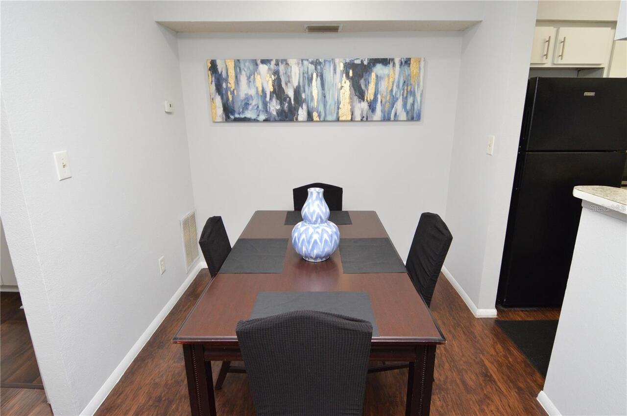 Listing Photo 9