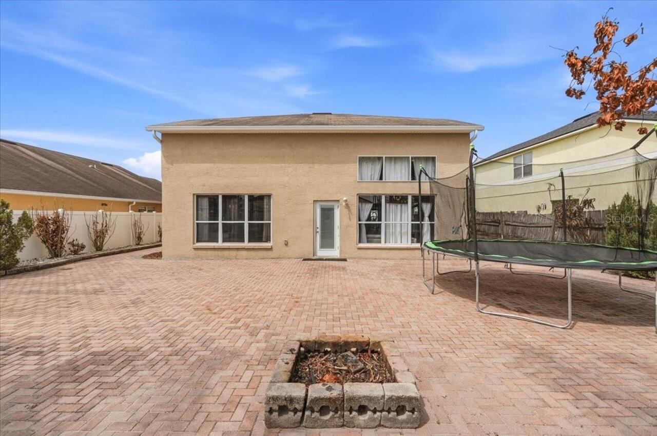 Listing Photo 25