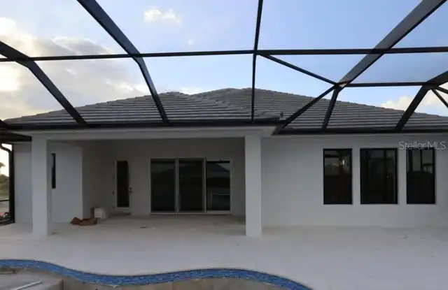 Listing Photo 17