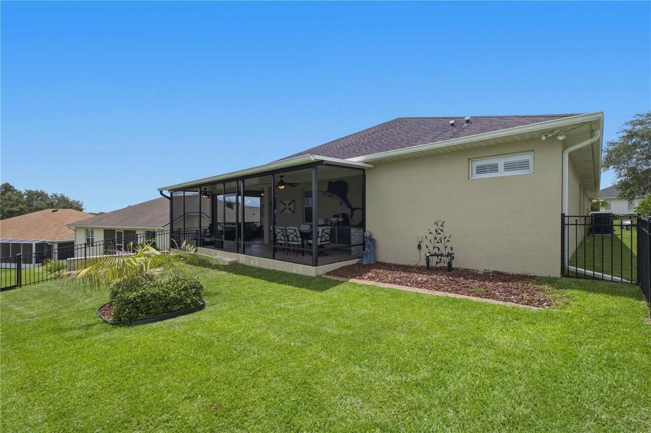 Listing Photo 16