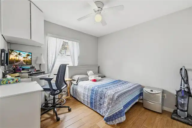 Listing Photo 22