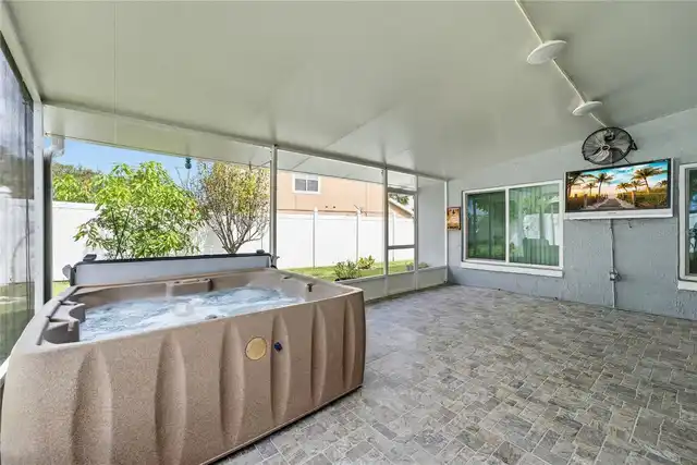 Listing Photo 32