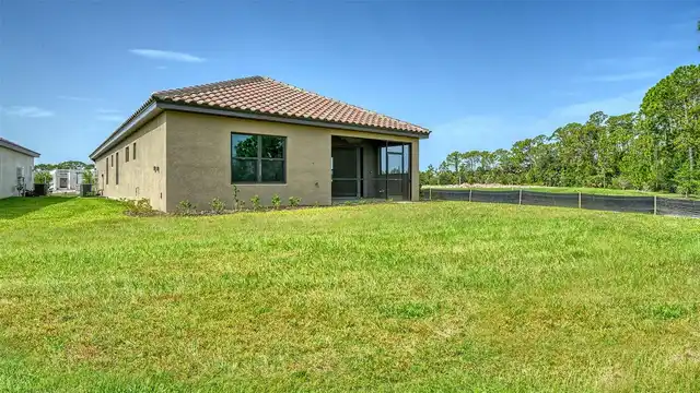Listing Photo 37