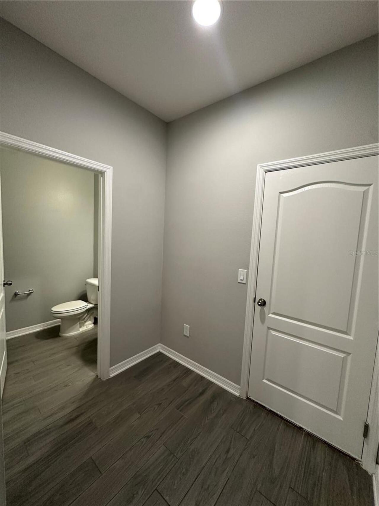 Listing Photo 11