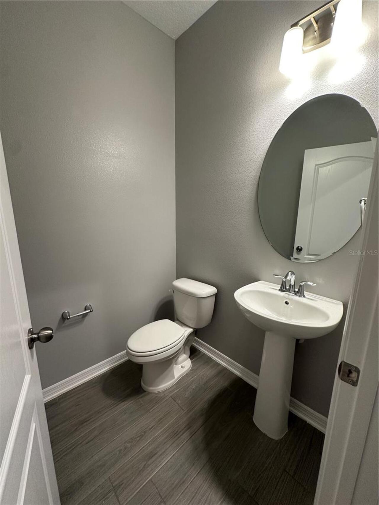 Listing Photo 12