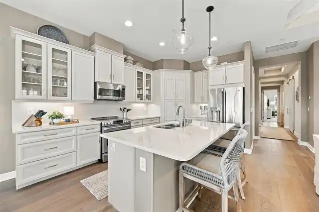 Listing Photo 15