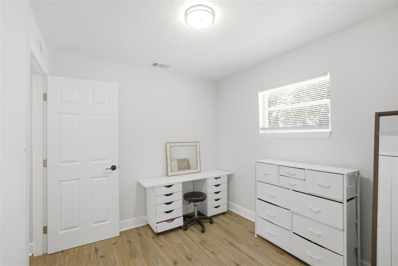 Listing Photo 24