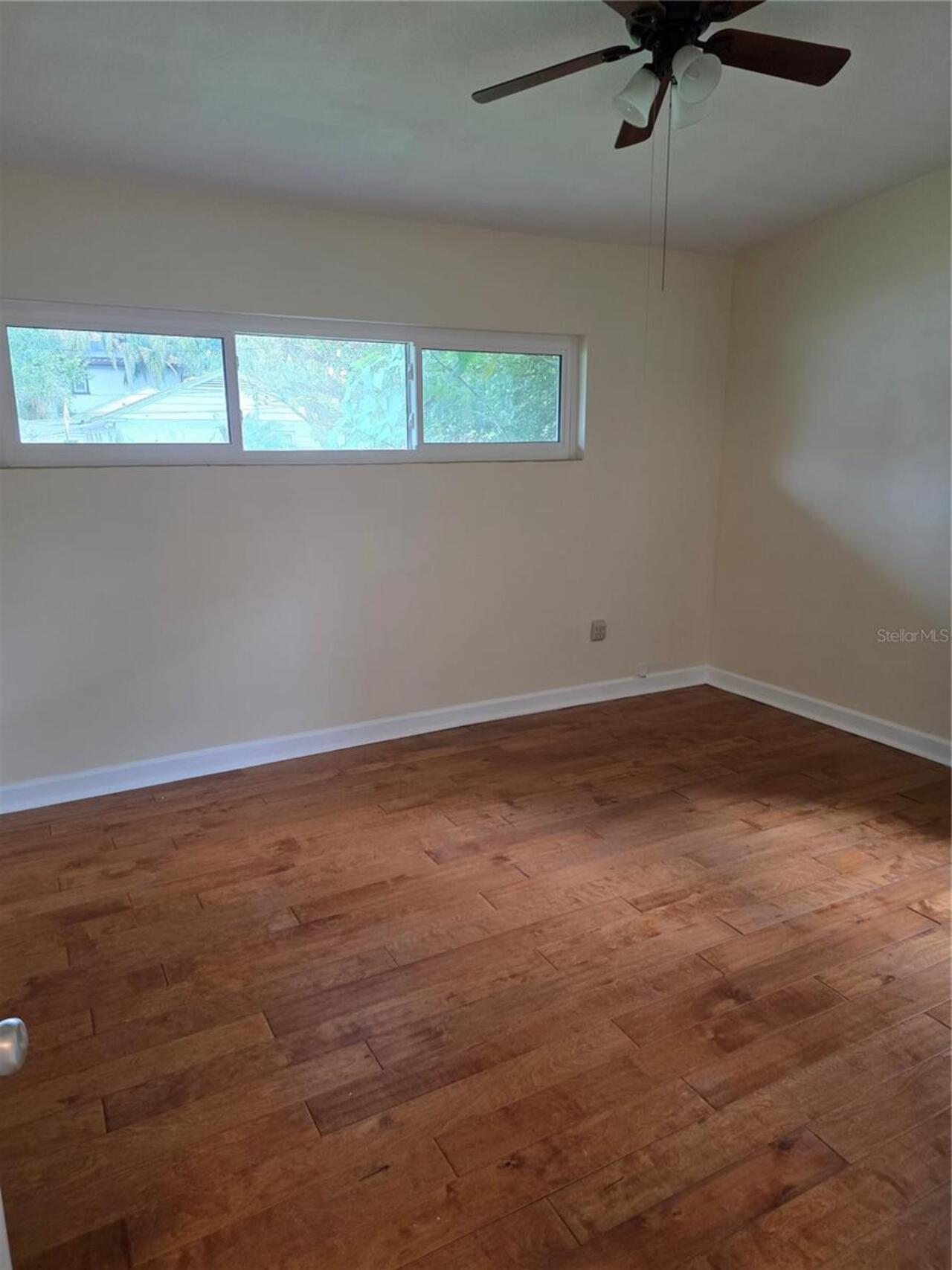 Listing Photo 14
