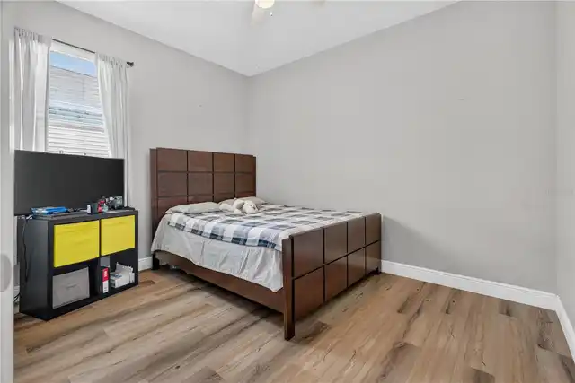 Listing Photo 22