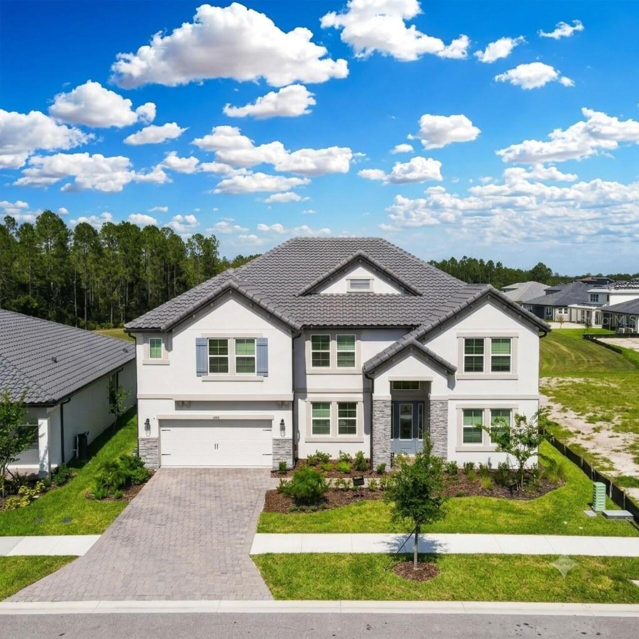Listing Photo 1