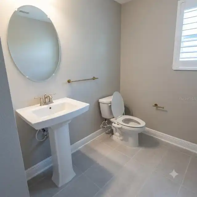 Listing Photo 12