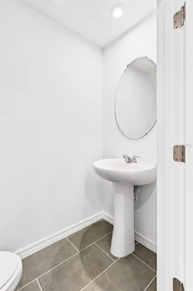 Listing Photo 11