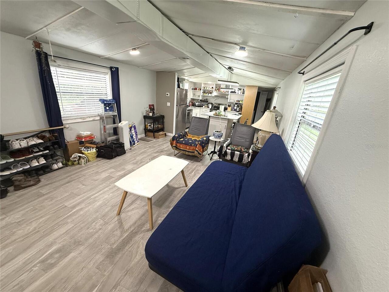 Listing Photo 11