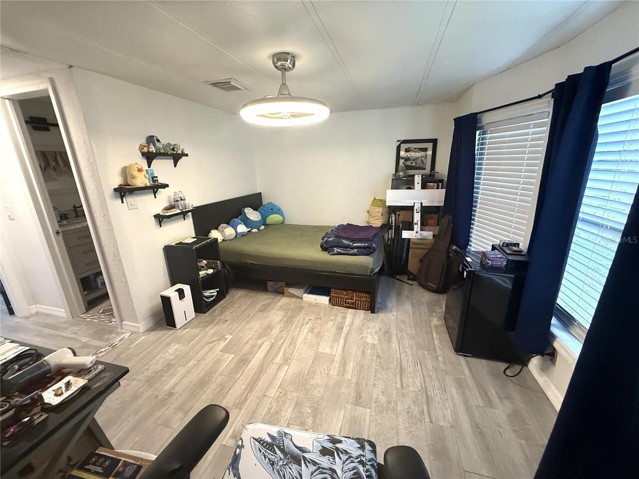 Listing Photo 28