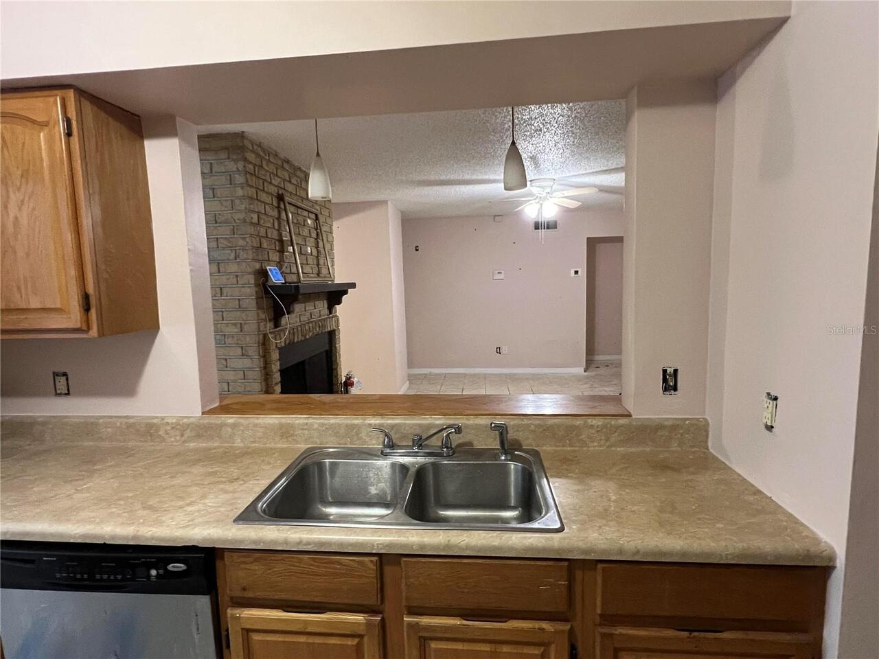 Listing Photo 9