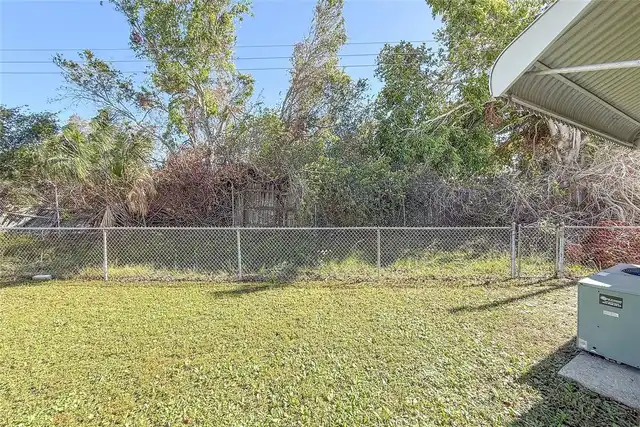 Listing Photo 14