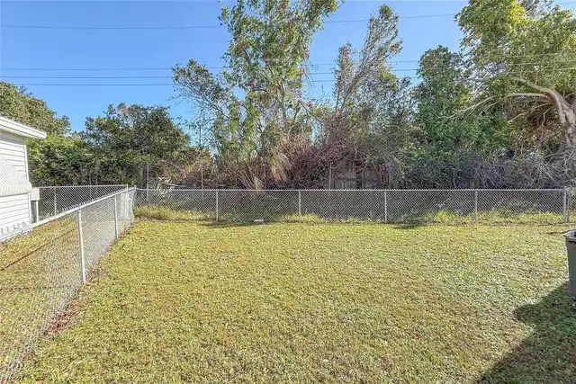 Listing Photo 15