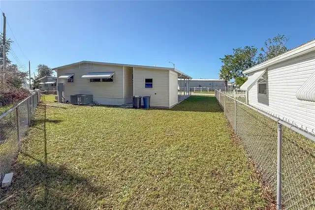 Listing Photo 16