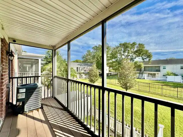 Listing Photo 14