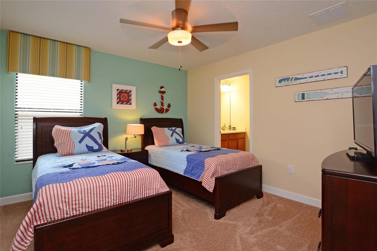 Listing Photo 29