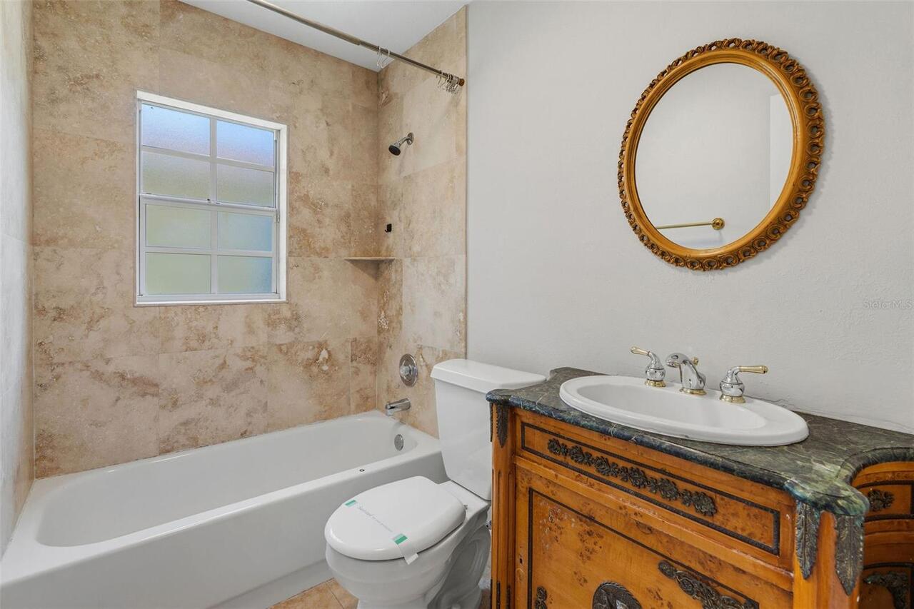 Listing Photo 23