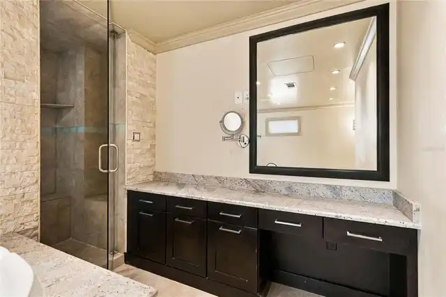 Listing Photo 33