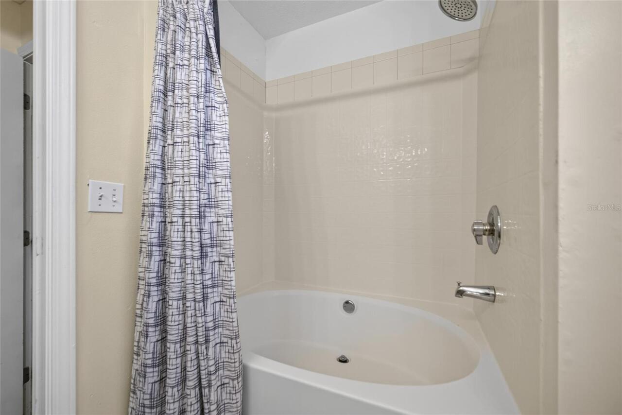 Listing Photo 24