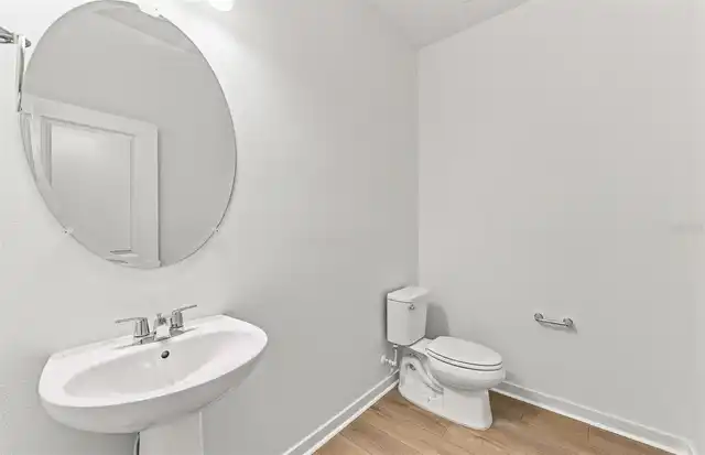 Listing Photo 11
