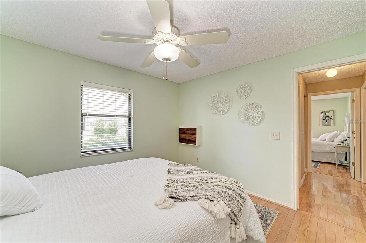 Listing Photo 20