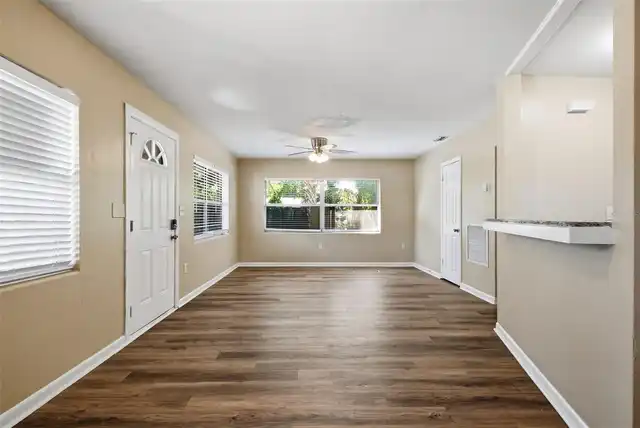 Listing Photo 14