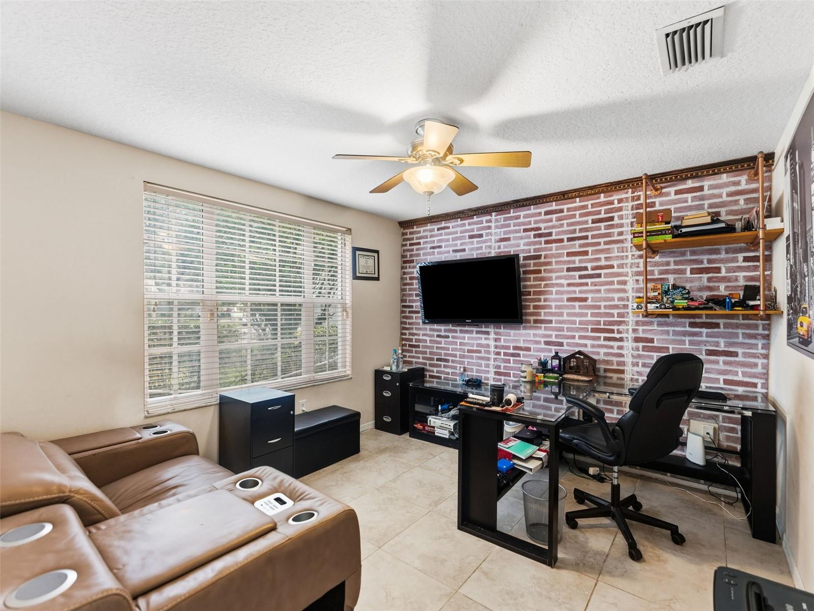 Listing Photo 25