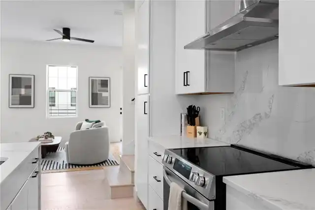 Listing Photo 9