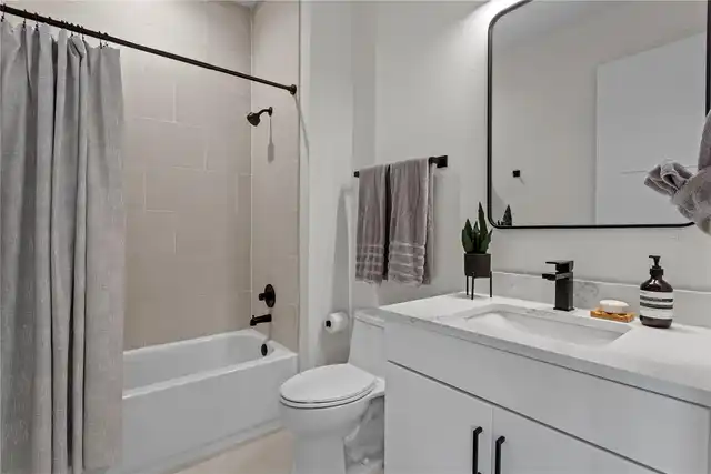 Listing Photo 25
