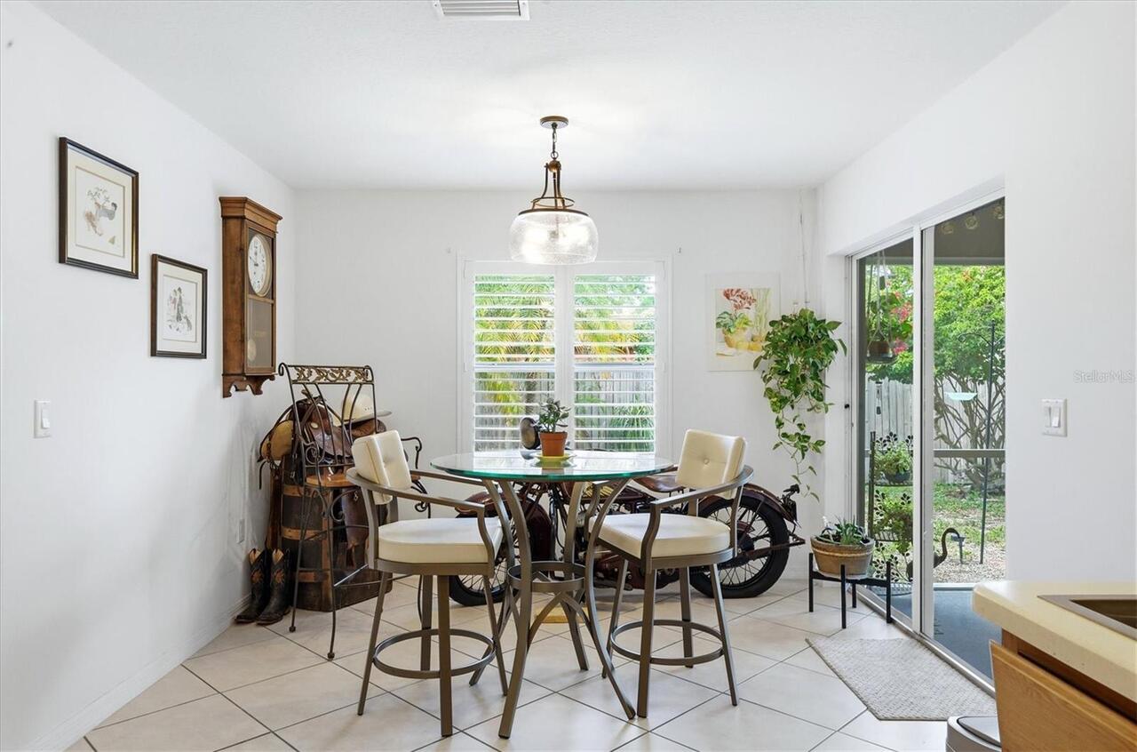Listing Photo 16