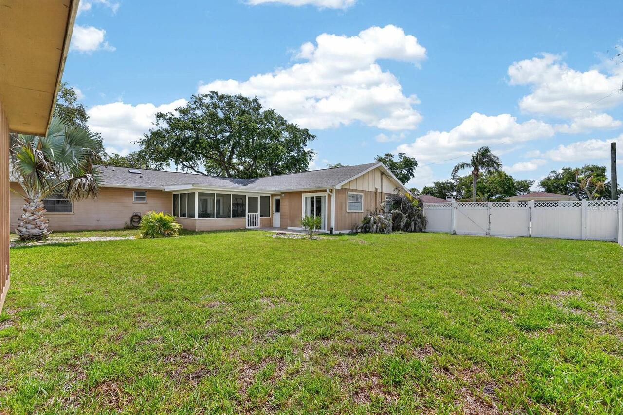 Listing Photo 33
