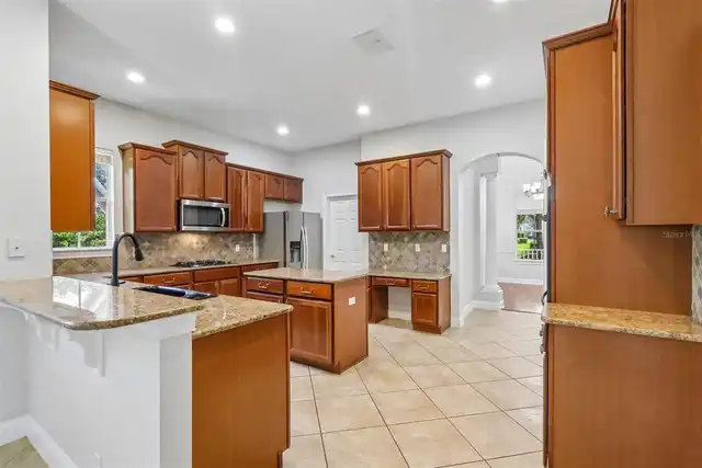 Listing Photo 18