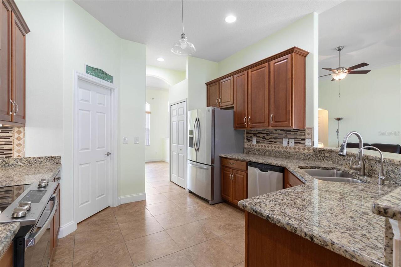 Listing Photo 16