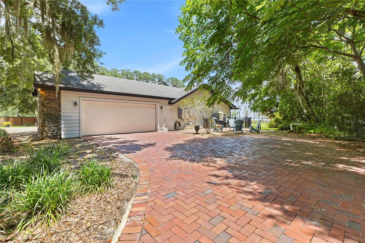 Listing Photo 7