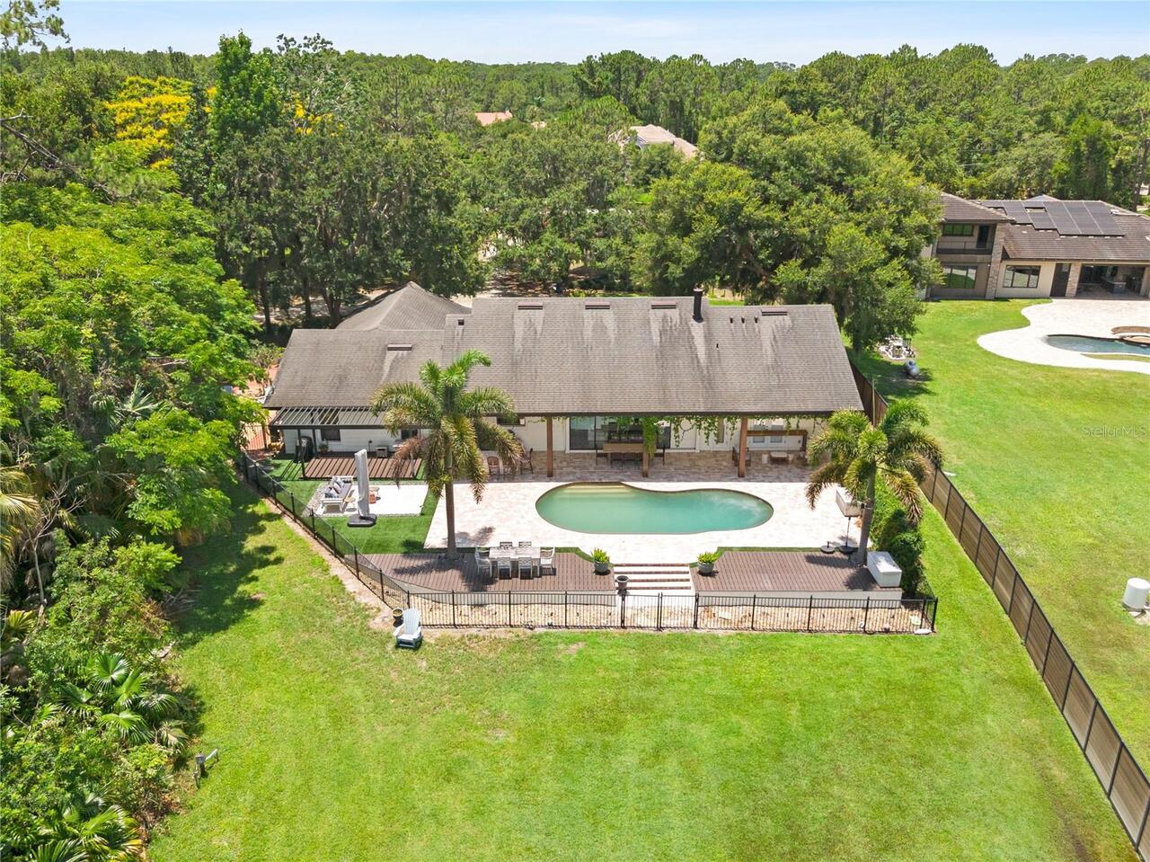 Listing Photo 16