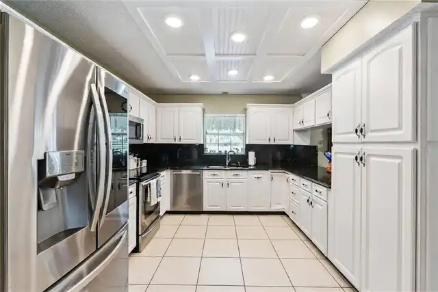 Listing Photo 18