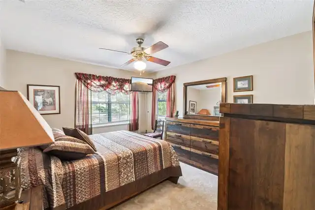 Listing Photo 33