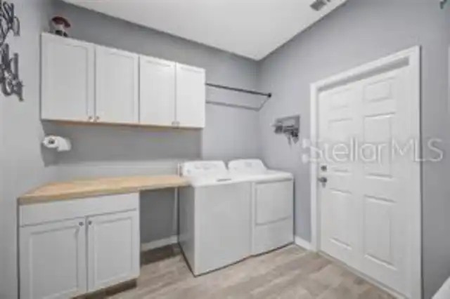 Listing Photo 11