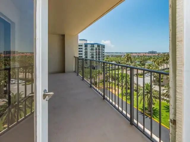 Listing Photo 9