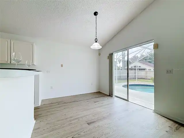 Listing Photo 33