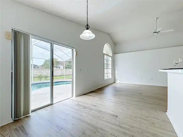 Listing Photo 36