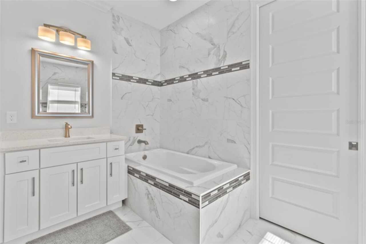 Listing Photo 30